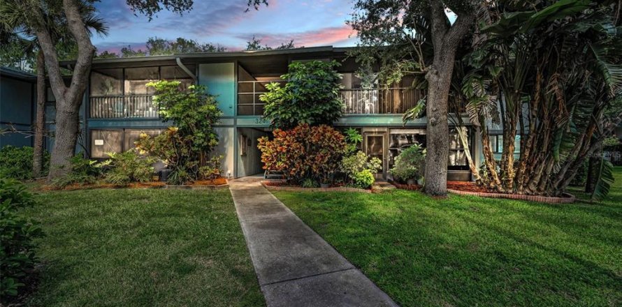 Condo in Palm Harbor, Florida, 1 bedroom № 1839907