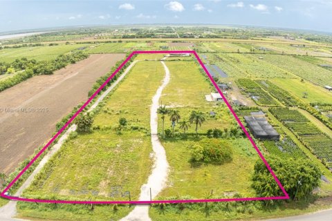 Terrain à Miami-Dade, Floride № 2035315