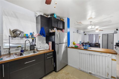 Villa ou maison à vendre à Fort Lauderdale, Floride: 2 chambres № 2059079 - photo 21