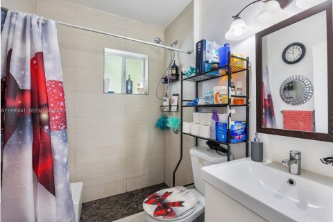 Villa ou maison à vendre à Fort Lauderdale, Floride: 2 chambres № 2059079 - photo 9