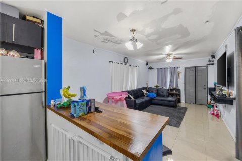 Villa ou maison à vendre à Fort Lauderdale, Floride: 2 chambres № 2059079 - photo 18