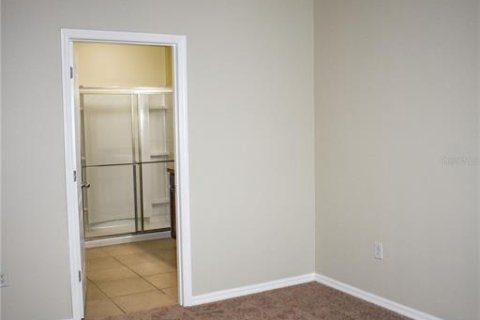 Casa en alquiler en Kissimmee, Florida, 4 dormitorios, 171.68 m2 № 1903315 - foto 18