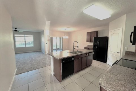 Casa en alquiler en Kissimmee, Florida, 4 dormitorios, 171.68 m2 № 1903315 - foto 14