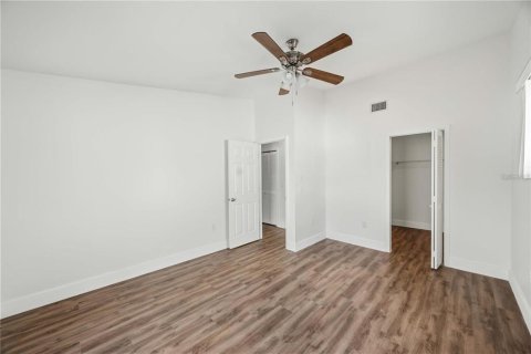 House in Punta Gorda, Florida 2 bedrooms, 99.41 sq.m. № 2150841 - photo 19
