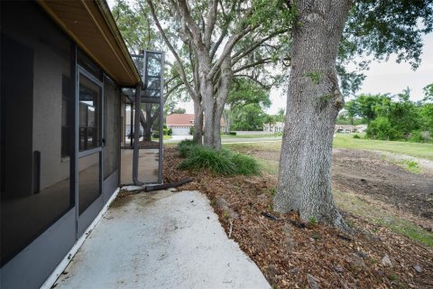 House in New Port Richey, Florida 2 bedrooms, 152.55 sq.m. № 2212696 - photo 26