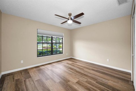 House in New Port Richey, Florida 2 bedrooms, 152.55 sq.m. № 2212696 - photo 20