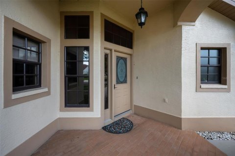 House in New Port Richey, Florida 2 bedrooms, 152.55 sq.m. № 2212696 - photo 4
