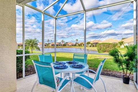 House in North Port, Florida 2 bedrooms, 124.58 sq.m. № 2156917