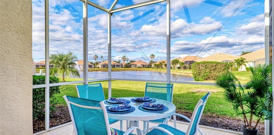 House in North Port, Florida 2 bedrooms, 124.58 sq.m. № 2156917