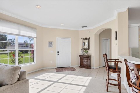 House in North Port, Florida 2 bedrooms, 124.58 sq.m. № 2156917 - photo 10