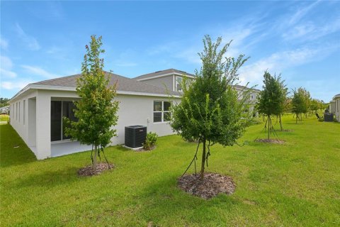 Casa en venta en Umatilla, Florida, 3 dormitorios, 157.93 m2 № 1736990 - foto 18