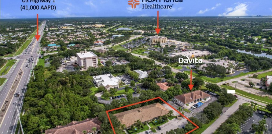 Immobilier commercial à Port St. Lucie, Floride № 2279529