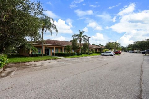 Immobilier commercial à vendre à Port St. Lucie, Floride № 2279529 - photo 8