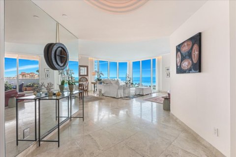 Copropriété à vendre à Miami Beach, Floride: 3 chambres, 217.39 m2 № 1979421 - photo 10