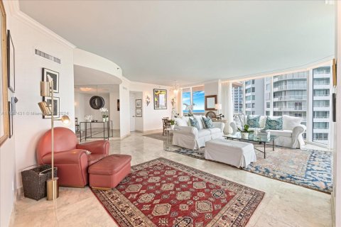 Copropriété à vendre à Miami Beach, Floride: 3 chambres, 217.39 m2 № 1979421 - photo 13