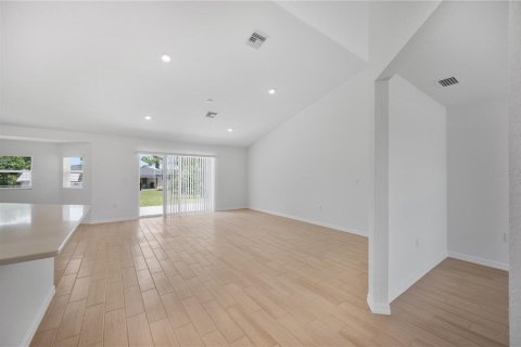 Casa en venta en Sebring, Florida, 3 dormitorios, 165.18 m2 № 2313410 - foto 5