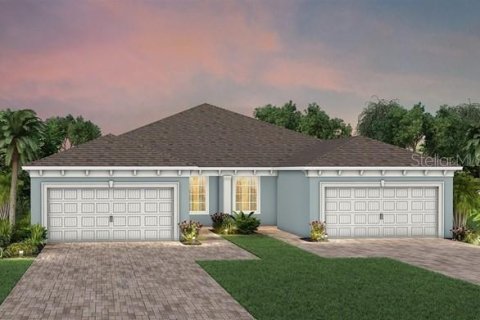 House in Melbourne, Florida 2 bedrooms, 146.69 sq.m. № 1877392 - photo 1
