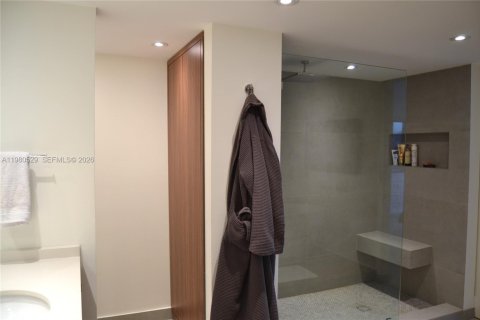 Copropriété à vendre à Miami, Floride: 2 chambres, 205.78 m2 № 2043828 - photo 24