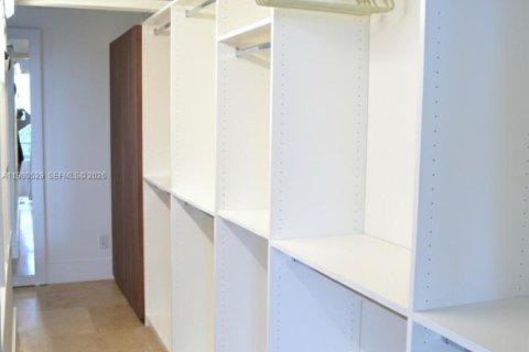 Copropriété à vendre à Miami, Floride: 2 chambres, 205.78 m2 № 2043828 - photo 25