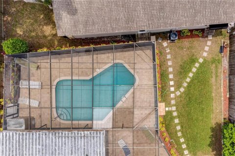 Commercial property in Clearwater, Florida 6 bedrooms, 315.03 sq.m. № 2429218 - photo 23