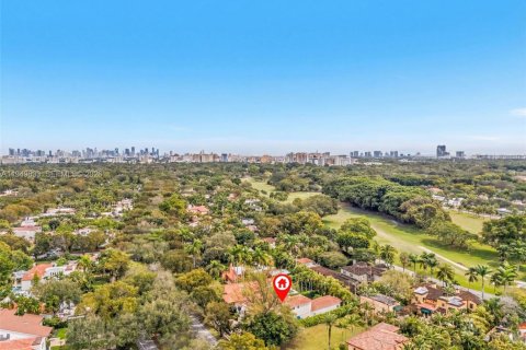 Купить виллу или дом в Корал-Гейблс, Флорида 5 спален, 340.77м2, № 2005568 - фото 13