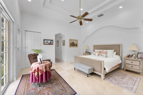 Купить виллу или дом в Корал-Гейблс, Флорида 5 спален, 340.77м2, № 2005568 - фото 30