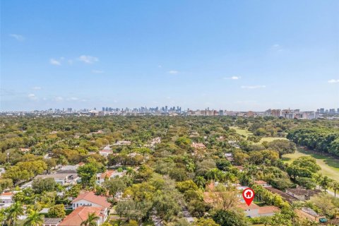 Купить виллу или дом в Корал-Гейблс, Флорида 5 спален, 340.77м2, № 2005568 - фото 9