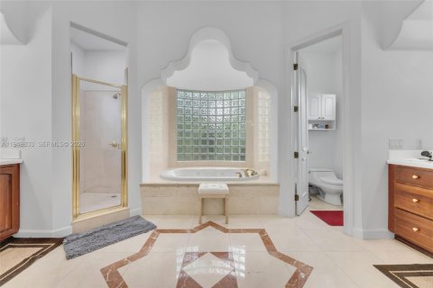 Купить виллу или дом в Корал-Гейблс, Флорида 5 спален, 340.77м2, № 2005568 - фото 21