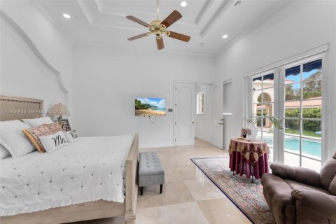 Купить виллу или дом в Корал-Гейблс, Флорида 5 спален, 340.77м2, № 2005568 - фото 25