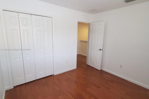 Touwnhouse à louer à Homestead, Floride: 3 chambres, 120.96 m2 № 1970652 - photo 15