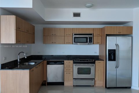 Apartment in Miami, Florida 3 bedrooms, 128.67 sq.m. № 2081323 - photo 15