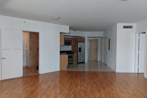 Apartment in Miami, Florida 3 bedrooms, 128.67 sq.m. № 2081323 - photo 23