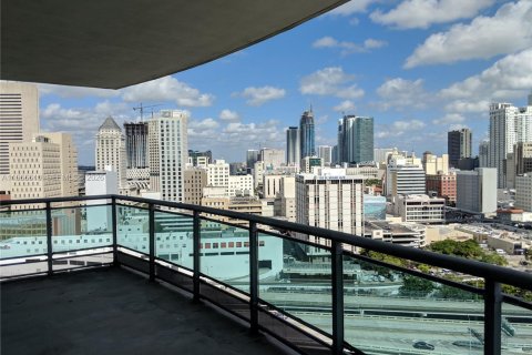 Apartment in Miami, Florida 3 bedrooms, 128.67 sq.m. № 2081323 - photo 18