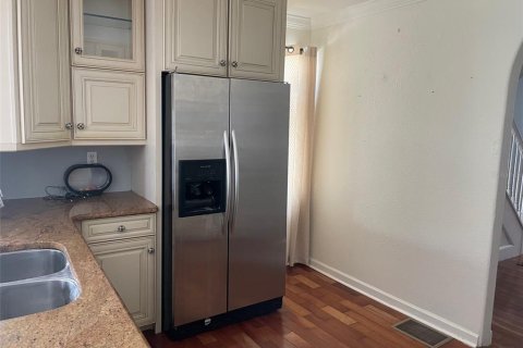 Casa en venta en Zephyrhills, Florida, 2 dormitorios, 136.01 m2 № 2377494 - foto 6