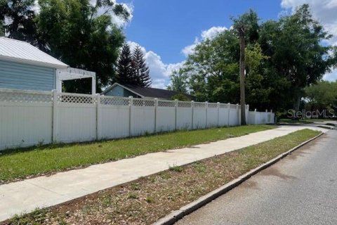 Casa en venta en Zephyrhills, Florida, 2 dormitorios, 136.01 m2 № 2377494 - foto 19