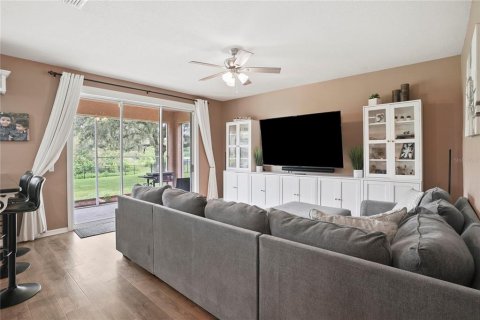 Casa en venta en Land O' Lakes, Florida, 4 dormitorios, 230.58 m2 № 1893913 - foto 5