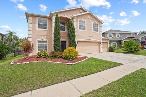 Casa en venta en Land O' Lakes, Florida, 4 dormitorios, 230.58 m2 № 1893913 - foto 1