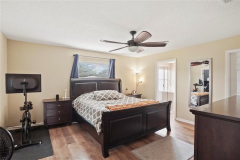 Casa en venta en Land O' Lakes, Florida, 4 dormitorios, 230.58 m2 № 1893913 - foto 20