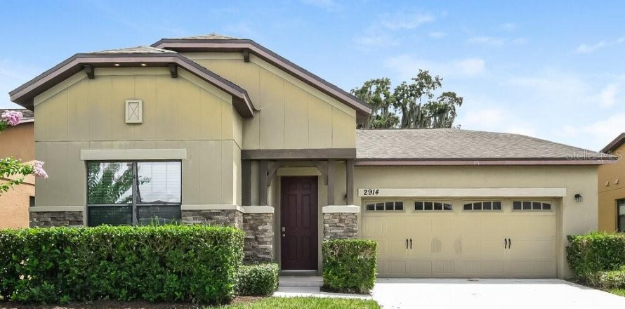 Casa en Kissimmee, Florida 4 dormitorios, 157.19 m2 № 1914504