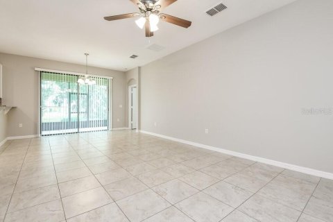 Casa en alquiler en Kissimmee, Florida, 4 dormitorios, 157.19 m2 № 1914504 - foto 5