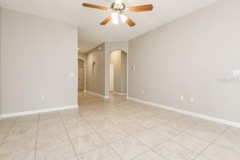 Casa en alquiler en Kissimmee, Florida, 4 dormitorios, 157.19 m2 № 1914504 - foto 6