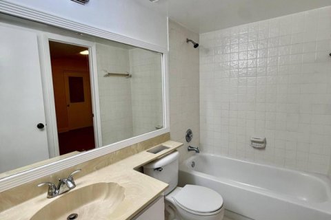 Copropriété à louer à Coral Springs, Floride: 2 chambres, 78.97 m2 № 2273450 - photo 3