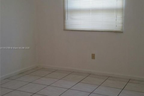 Copropriété à vendre à Miami, Floride: 1 chambre, 51.1 m2 № 1969118 - photo 5