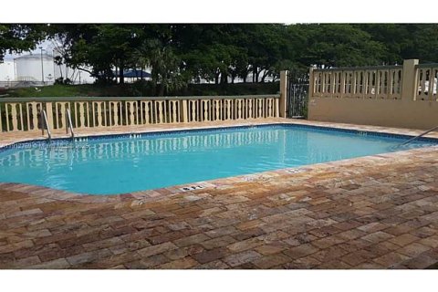 Copropriété à vendre à Miami, Floride: 1 chambre, 51.1 m2 № 1969118 - photo 7