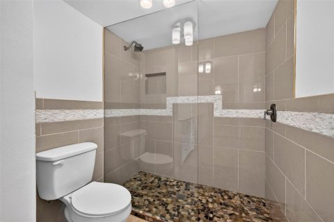 Купить кондоминиум в Сент-Питерсберг, Флорида 6 комнат, 122.63м2, № 2287480 - фото 22