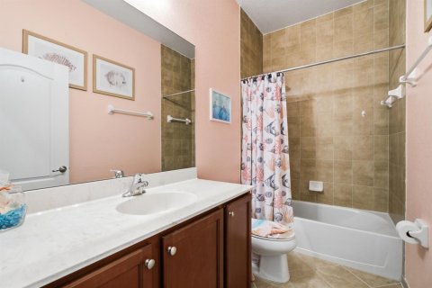 Touwnhouse à vendre à Stuart, Floride: 3 chambres, 162.86 m2 № 2262622 - photo 16