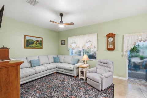 Touwnhouse à vendre à Stuart, Floride: 3 chambres, 162.86 m2 № 2262622 - photo 2