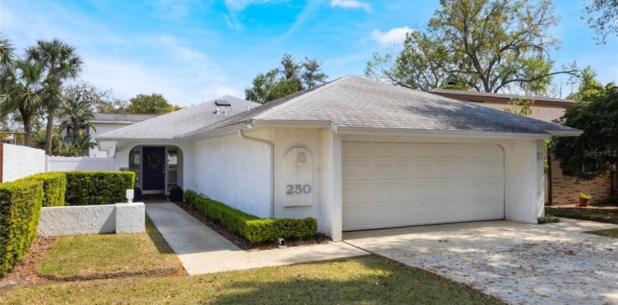 Casa en Winter Park, Florida 3 dormitorios, 196.4 m2 № 1575190