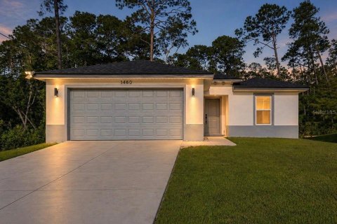 Casa en DeLand, Florida 3 dormitorios, 117.43 m2 № 2100036