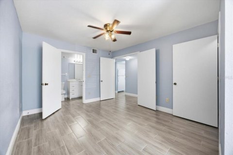 Condo in Kissimmee, Florida, 1 bedroom  № 2400467 - photo 13